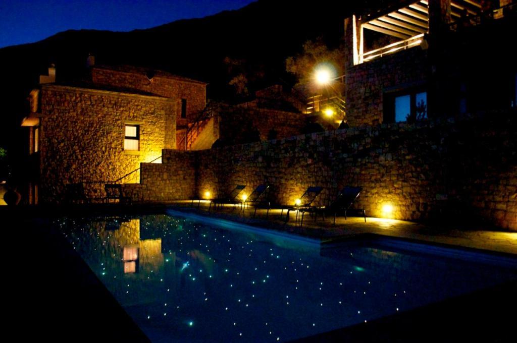 Elafivolia Arachova Suites Exterior foto