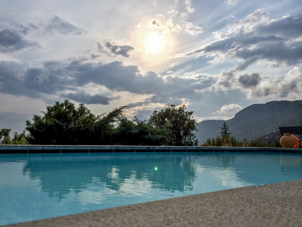 Elafivolia Arachova Suites Exterior foto